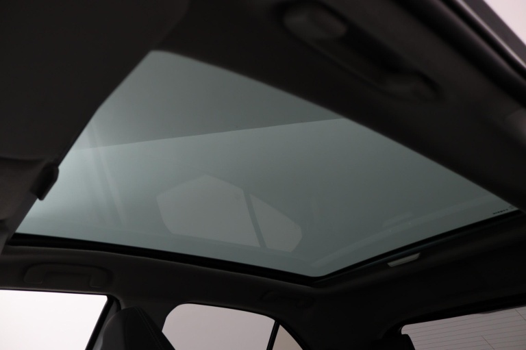 Toyota Yaris Cross - 1.5 Hybrid Launch Edition 42