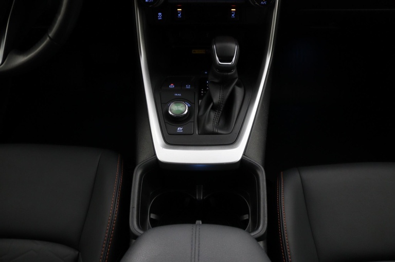 Toyota RAV4 - 2.5 Hybrid AWD 27