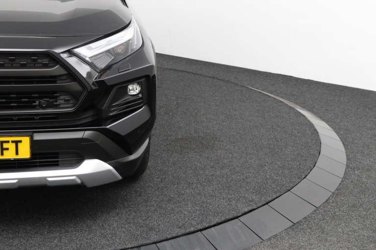 Toyota RAV4 - 2.5 Hybrid AWD 36