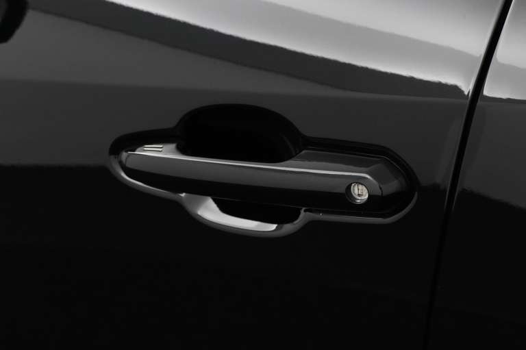 Toyota RAV4 - 2.5 Hybrid AWD 37