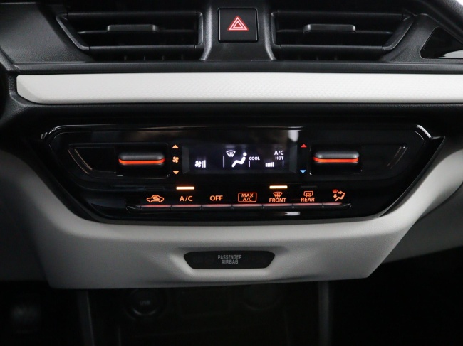 Suzuki Swift - 1.2 Comfort Smart Hybrid