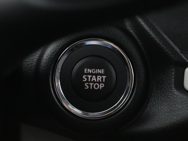 Suzuki Swift - 1.2 Comfort Smart Hybrid