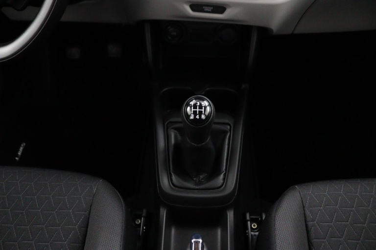 Suzuki Swift - 1.2 Comfort Smart Hybrid 25