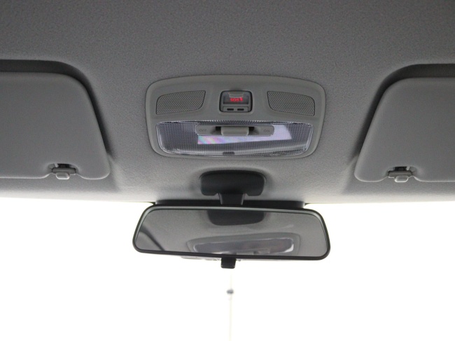 Suzuki Swift - 1.2 Comfort Smart Hybrid