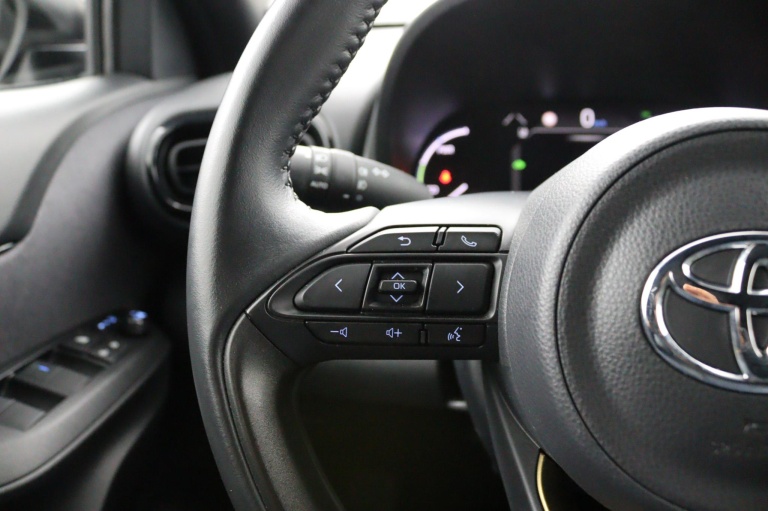 Toyota Yaris Cross - 1.5 Hybrid Explore 17