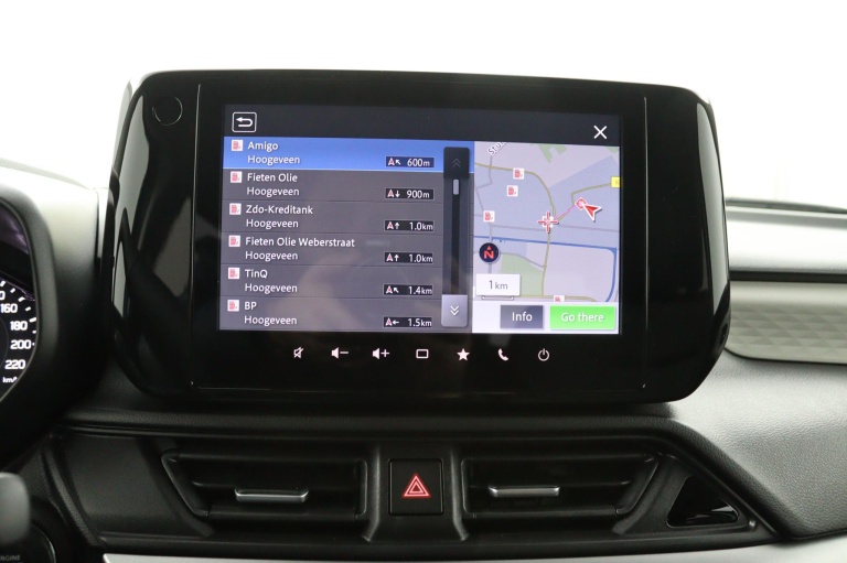 Suzuki Swift - 1.2 Style Smart Hybrid 16