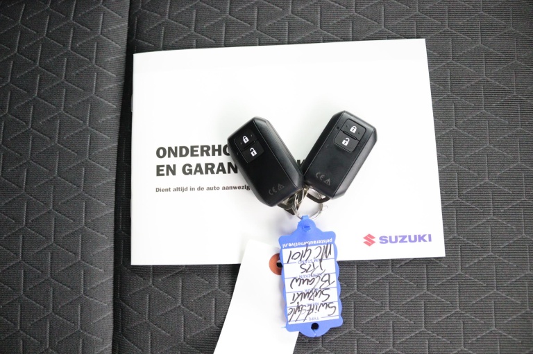 Suzuki Swift - 1.2 Style Smart Hybrid 20