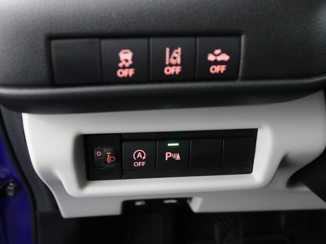 Suzuki Swift - 1.2 Style Smart Hybrid