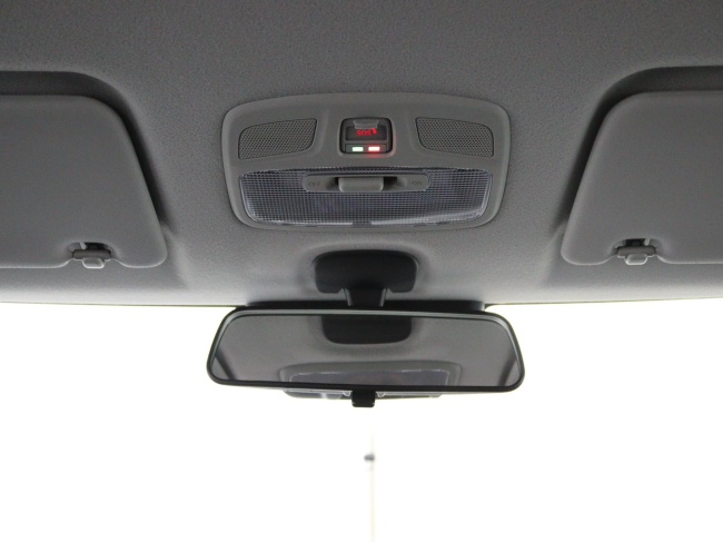 Suzuki Swift - 1.2 Style Smart Hybrid