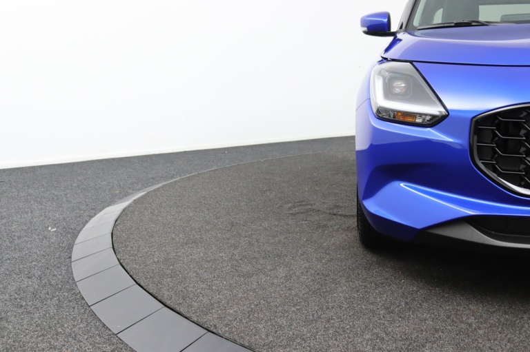 Suzuki Swift - 1.2 Style Smart Hybrid 33