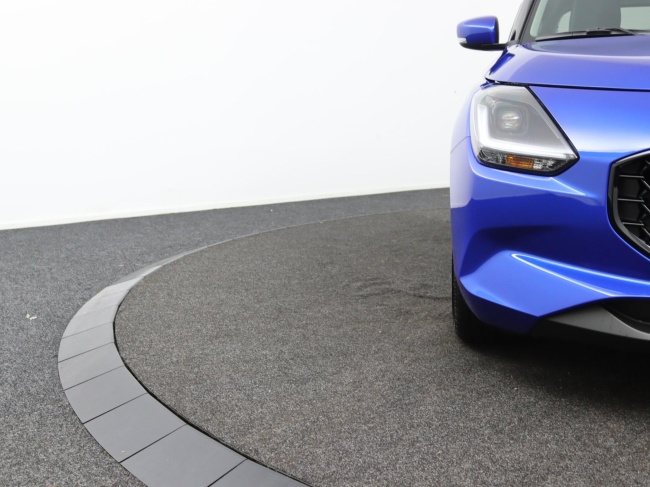 Suzuki Swift - 1.2 Style Smart Hybrid