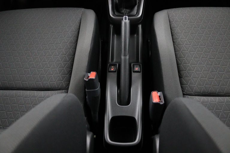 Suzuki Swift - 1.2 Style Smart Hybrid 38