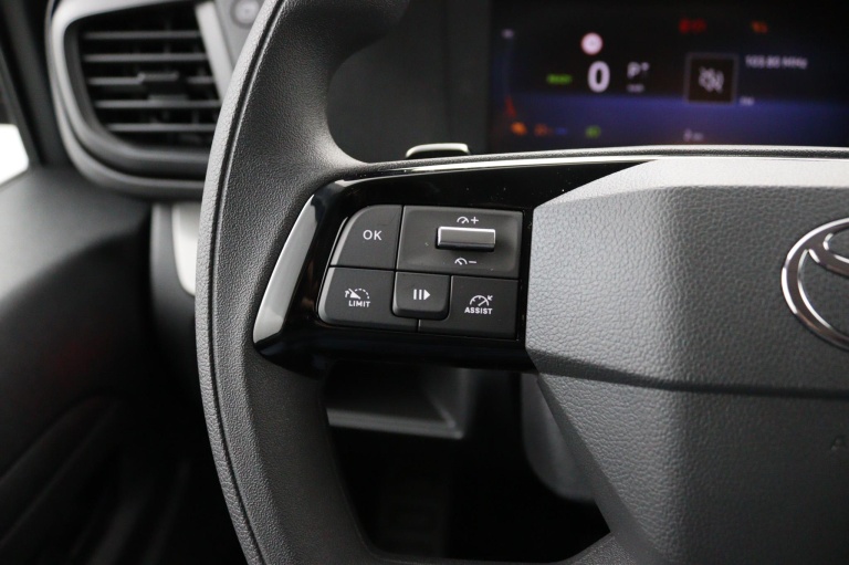 Toyota PROACE Electric Long Worker 75kWh - Standaard laadvermogen Electric Navigator met Bank 19