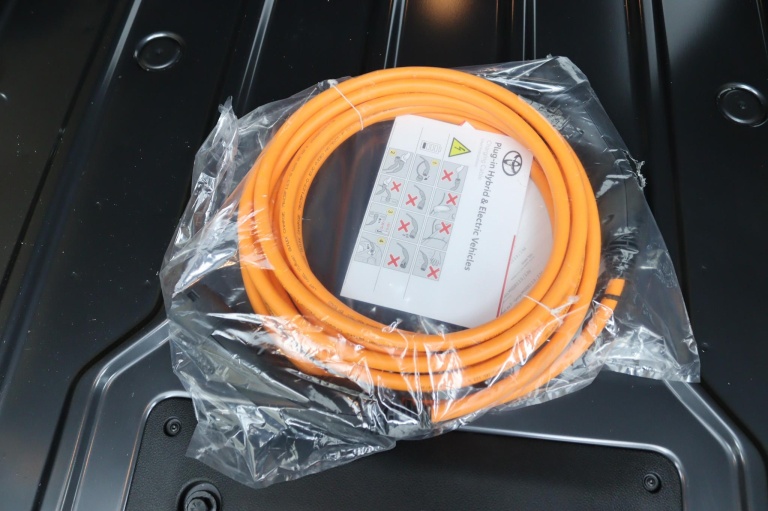 Toyota PROACE Electric Long Worker 75kWh - Standaard laadvermogen Electric Navigator met Bank 26