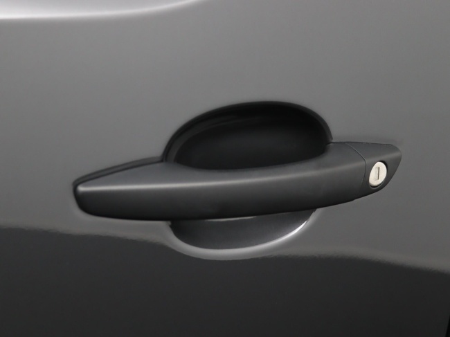 Toyota PROACE Electric Long Worker 75kWh - Standaard laadvermogen Electric Navigator met Bank