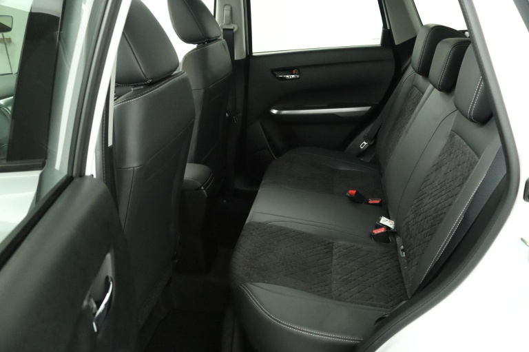 Suzuki Vitara - 1.4 Boosterjet Smart Hybrid Style 17