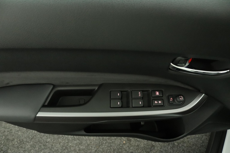 Suzuki Vitara - 1.4 Boosterjet Smart Hybrid Style 28