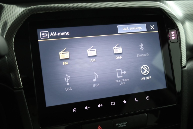 Suzuki Vitara - 1.4 Boosterjet Smart Hybrid Style 7