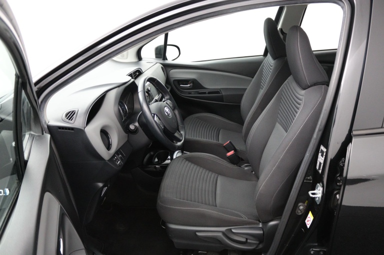 Toyota Yaris - 1.0 VVT-i Now 17