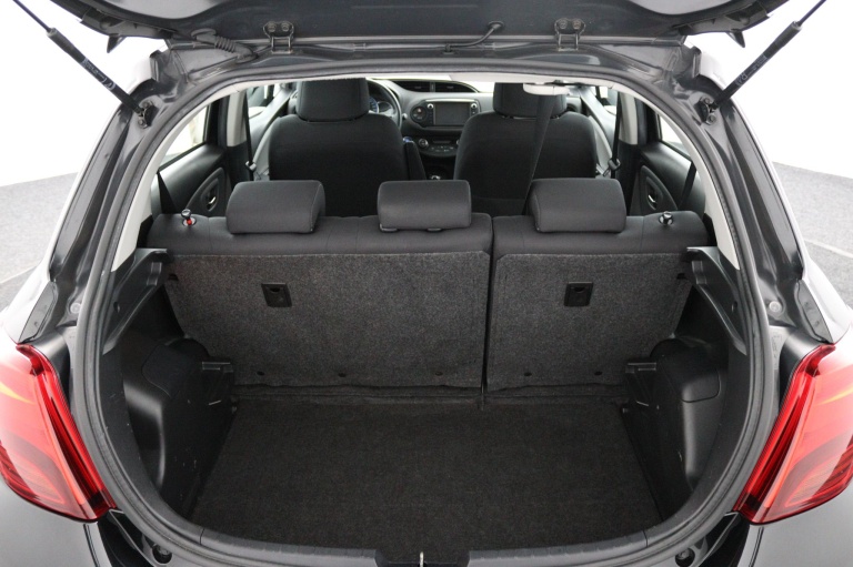 Toyota Yaris - 1.0 VVT-i Now 21