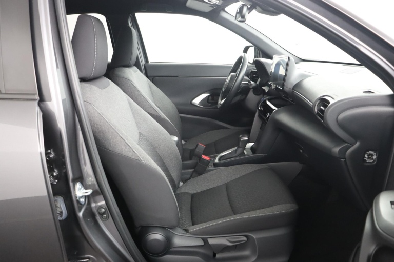 Toyota Yaris Cross - 1.5 Hybrid Dynamic 22