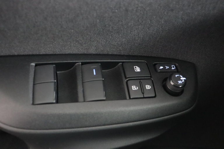 Toyota Yaris Cross - 1.5 Hybrid Dynamic 29