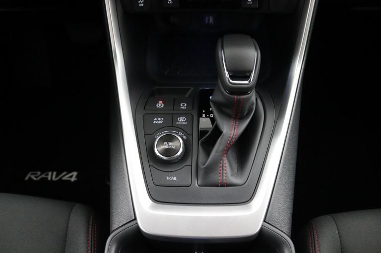 Toyota RAV4 - 2.5 Plug-in Hybrid AWD Dynamic 18