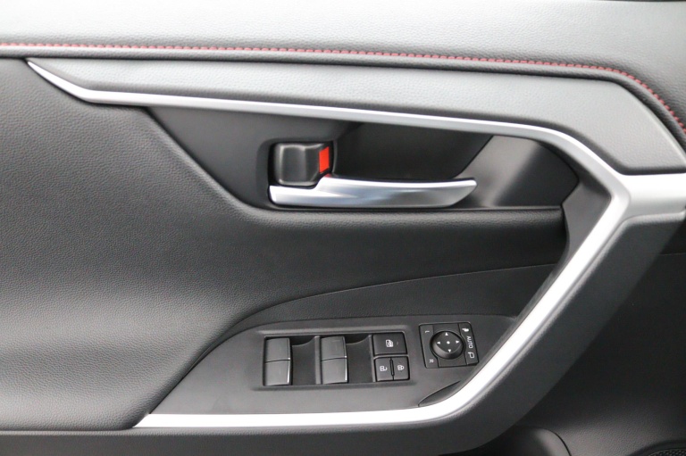 Toyota RAV4 - 2.5 Plug-in Hybrid AWD Dynamic 26