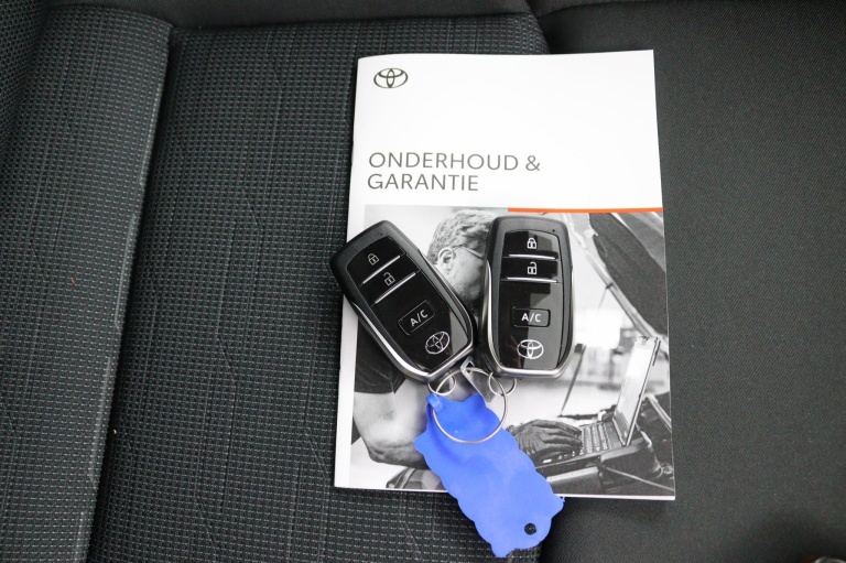 Toyota RAV4 - 2.5 Plug-in Hybrid AWD Dynamic 28