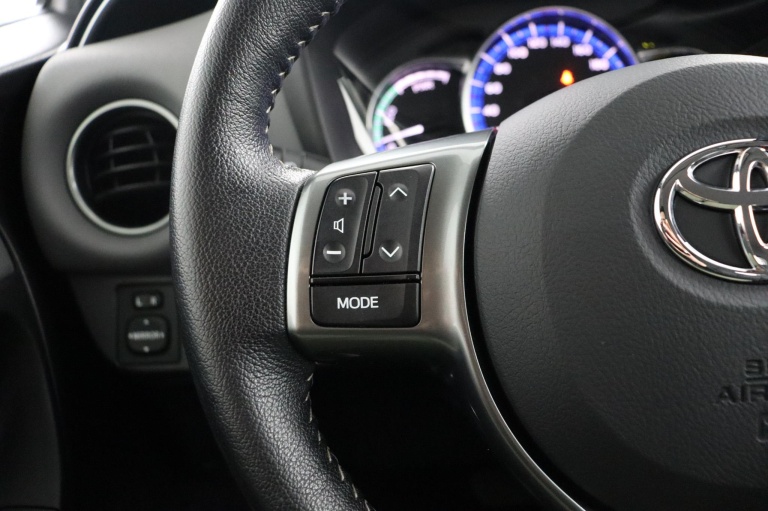 Toyota Yaris - 1.5 Hybrid Trend 19