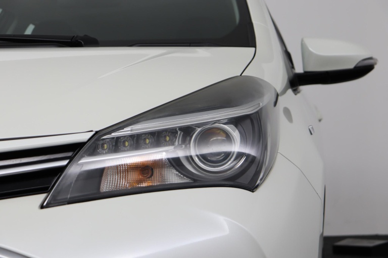 Toyota Yaris - 1.5 Hybrid Trend 38