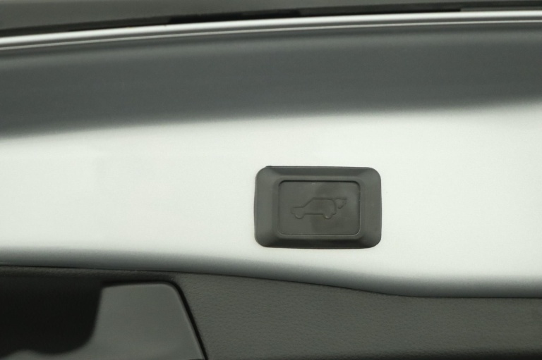 Toyota RAV4 - 2.5 Hybrid Style 39