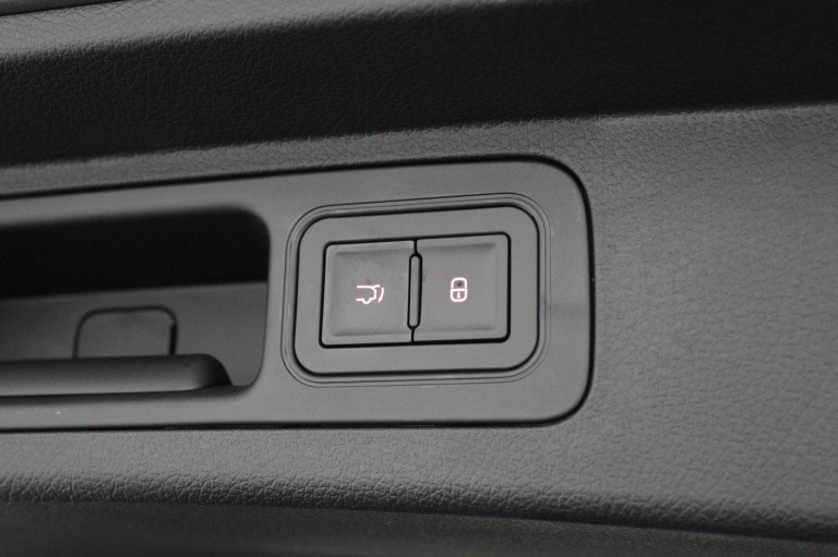 BYD SEAL U - 1.5 DM-i FWD Boost 40