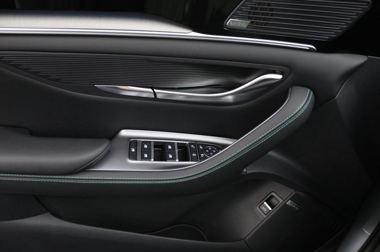 BYD SEAL U - Design 87 kWh 23