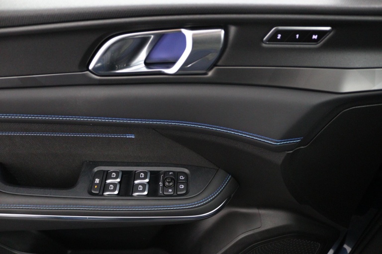 Lynk & Co 01 - 1.5 24