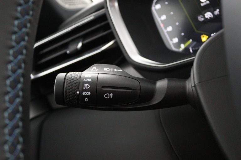 Lynk & Co 01 - 1.5 26