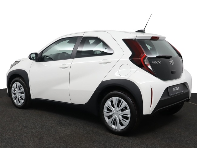 Toyota Aygo X - Hybrid 115 play