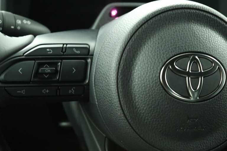 Toyota Aygo X - Hybrid 115 play 18