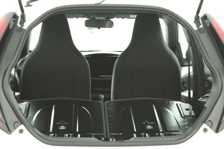 Toyota Aygo X - Hybrid 115 play 25