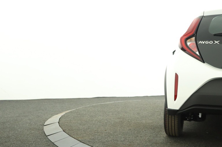 Toyota Aygo X - Hybrid 115 play 40