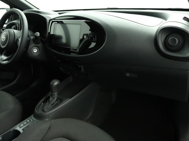 Toyota Aygo X - Hybrid 115 play