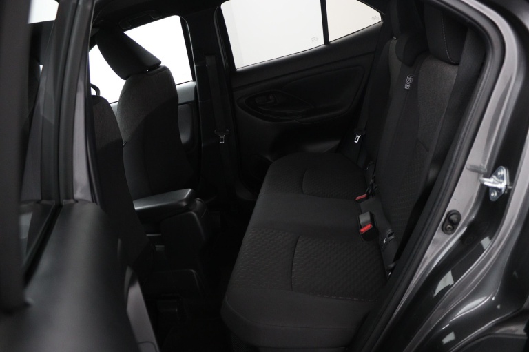 Toyota Yaris Cross - 1.5 Hybrid 115 First Edition 18