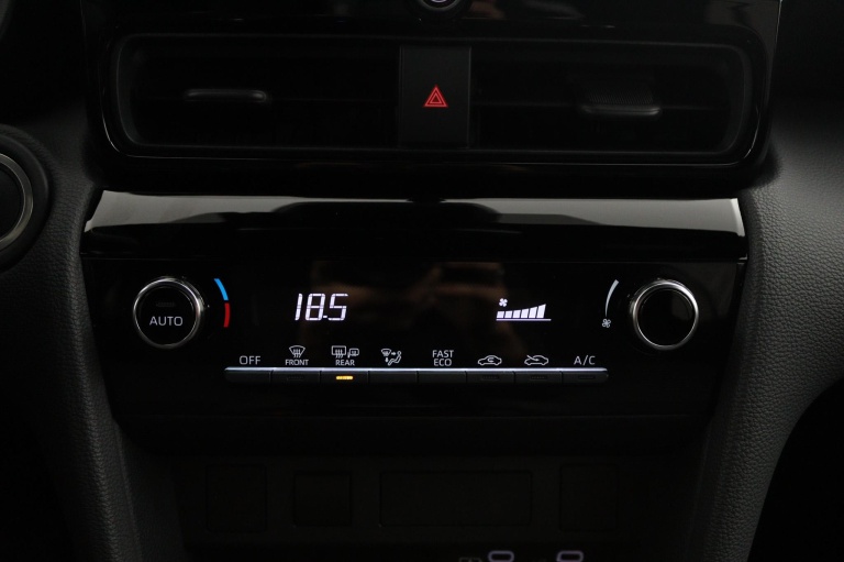 Toyota Yaris Cross - 1.5 Hybrid 115 First Edition 7