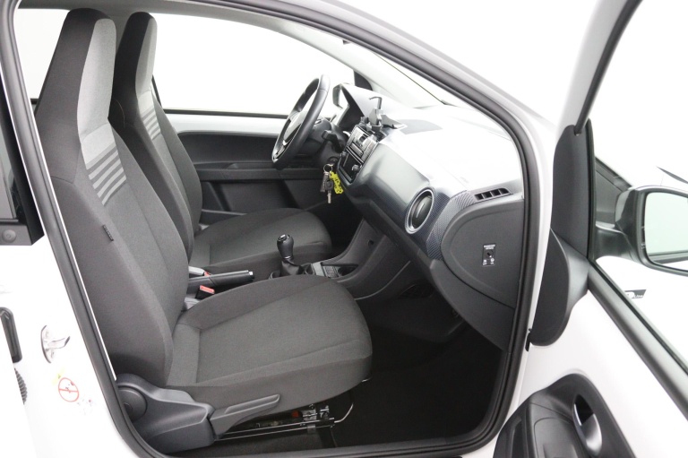 Volkswagen Up! - 1.0 R-Line 21