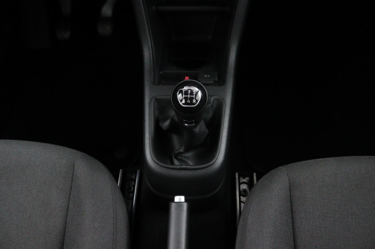 Volkswagen Up! - 1.0 R-Line 25