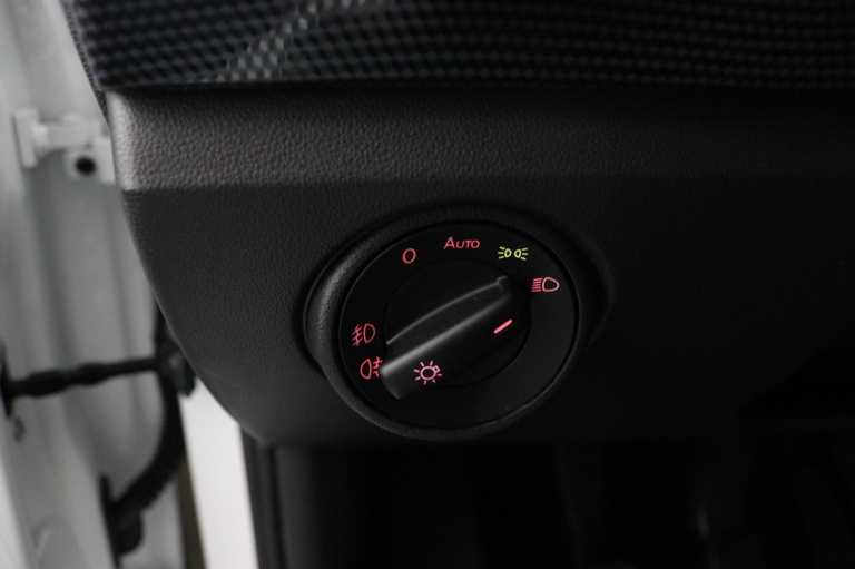 Volkswagen Up! - 1.0 R-Line 27