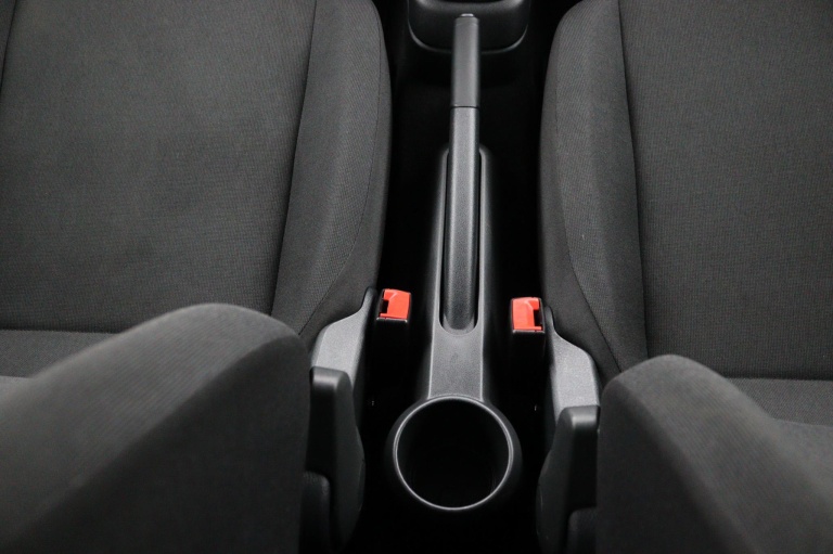 Volkswagen Up! - 1.0 R-Line 37