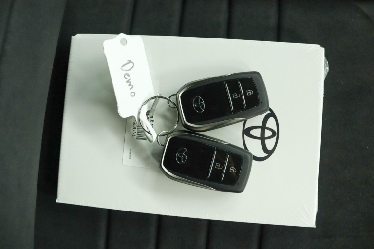 Toyota Aygo X - Hybrid 115 GR Sport 11