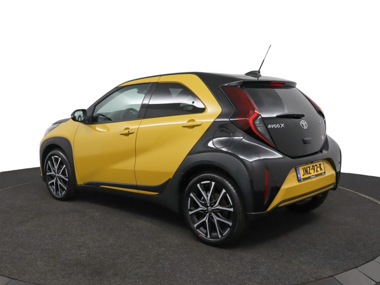 Toyota Aygo X - Hybrid 115 GR Sport 12