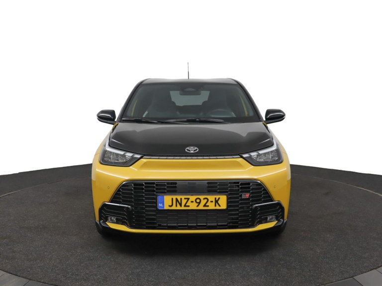 Toyota Aygo X - Hybrid 115 GR Sport 16
